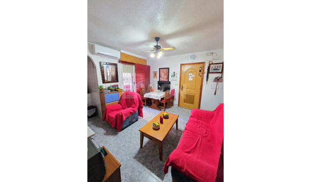 Resale - Apartment / flat - Torrevieja - Los Frutales