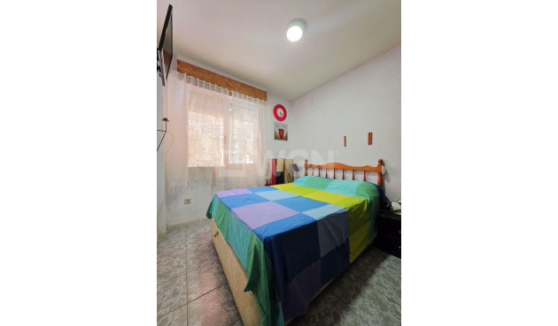 Resale - Apartment / flat - Torrevieja - Los Frutales
