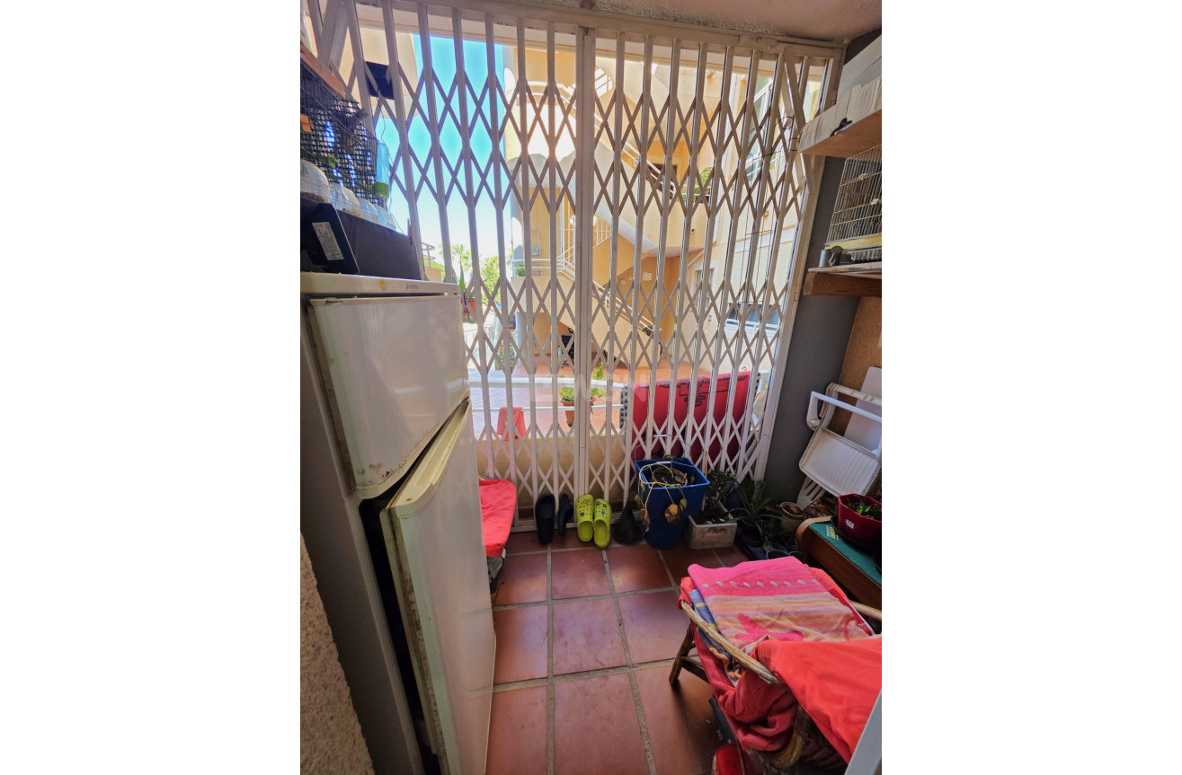 Resale - Apartment / flat - Torrevieja - Los Frutales