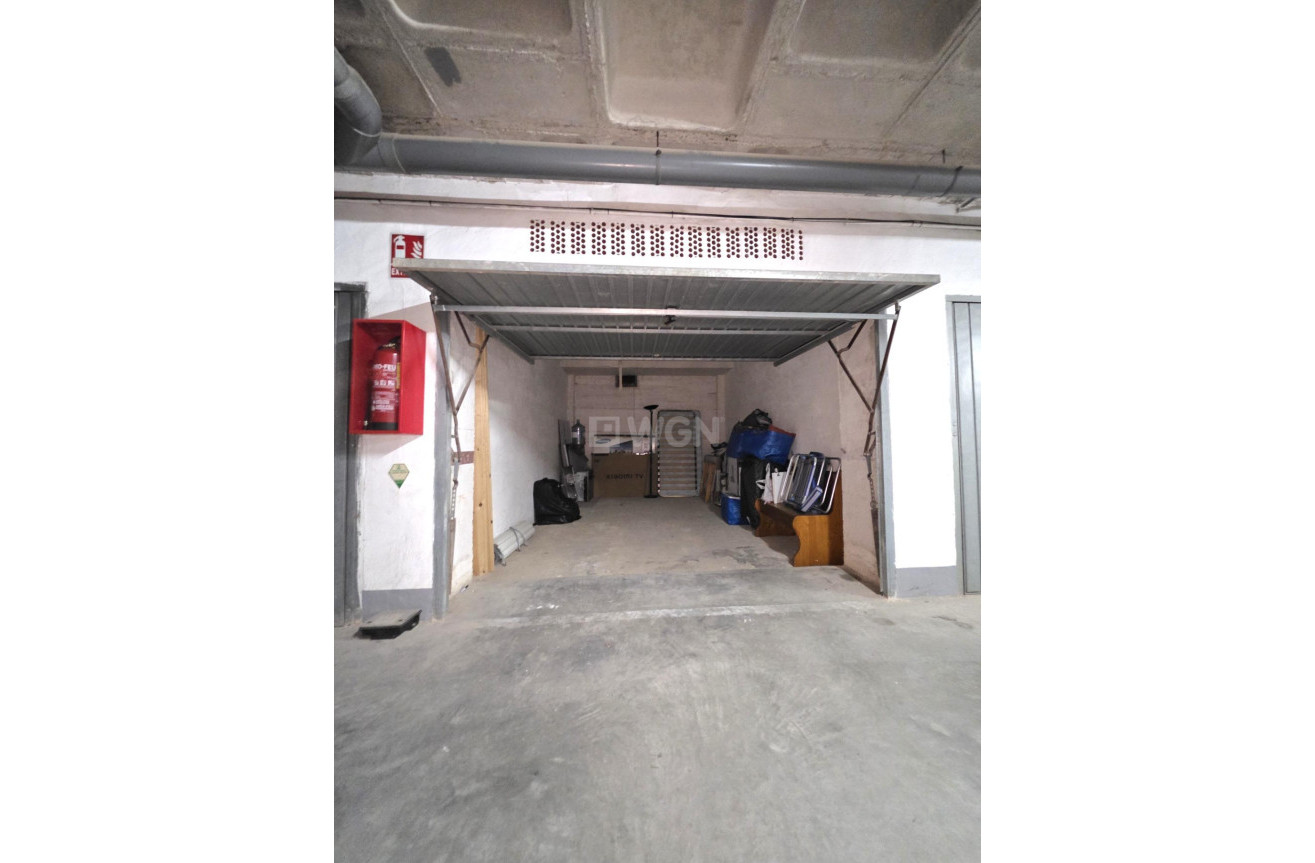 Resale - Apartment / flat - Torrevieja - Los Frutales