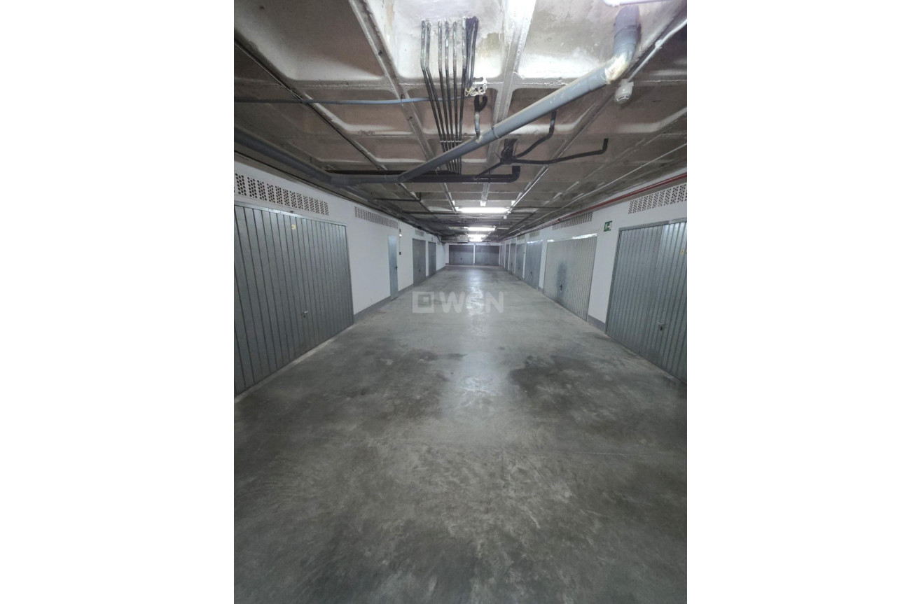 Resale - Apartment / flat - Torrevieja - Los Frutales