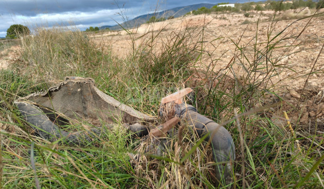 Reventa - Parcela / Terreno - Monóvar/Monóver - Inland