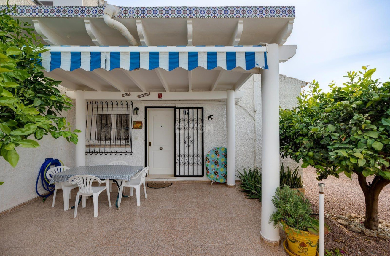 Resale - Villa - Orihuela Costa - La Florida