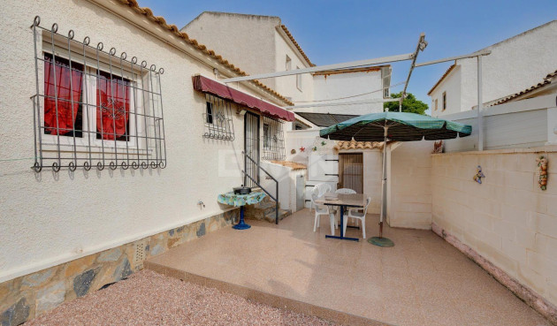 Resale - Villa - Orihuela Costa - La Florida