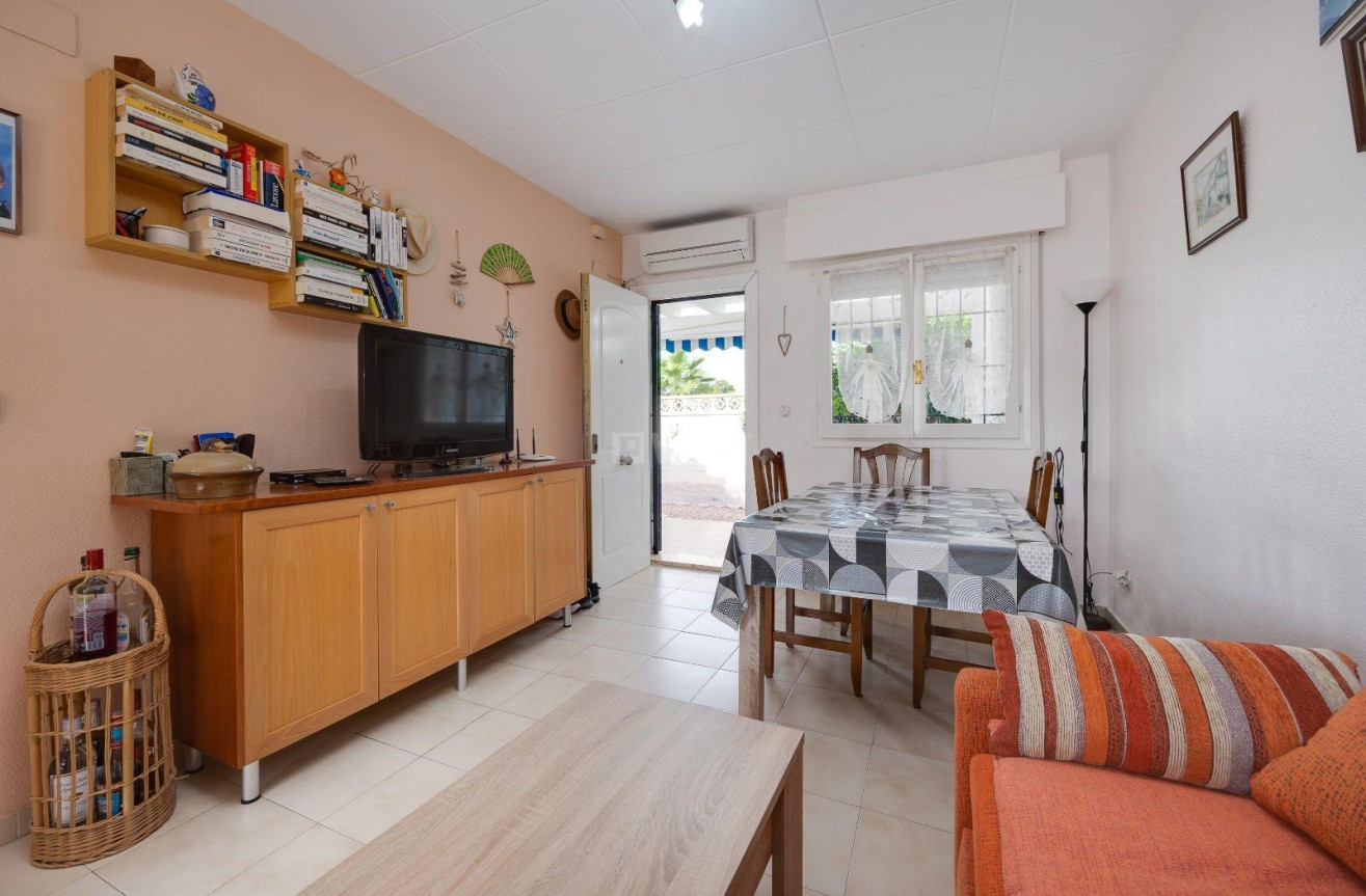 Resale - Villa - Orihuela Costa - La Florida