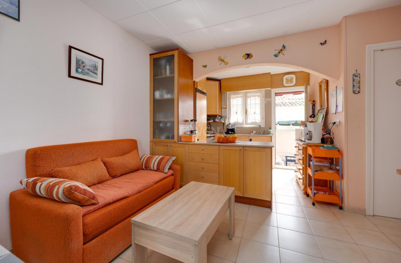 Resale - Villa - Orihuela Costa - La Florida