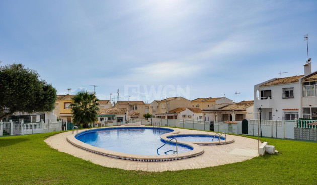 Resale - Villa - Orihuela Costa - La Florida