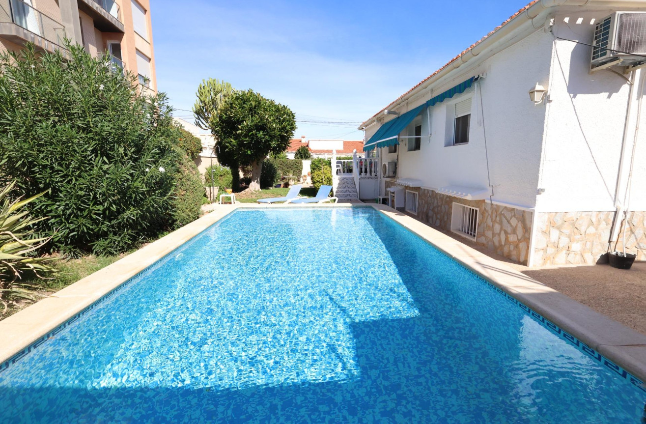 Resale - Townhouse - Torrevieja - Costa Blanca
