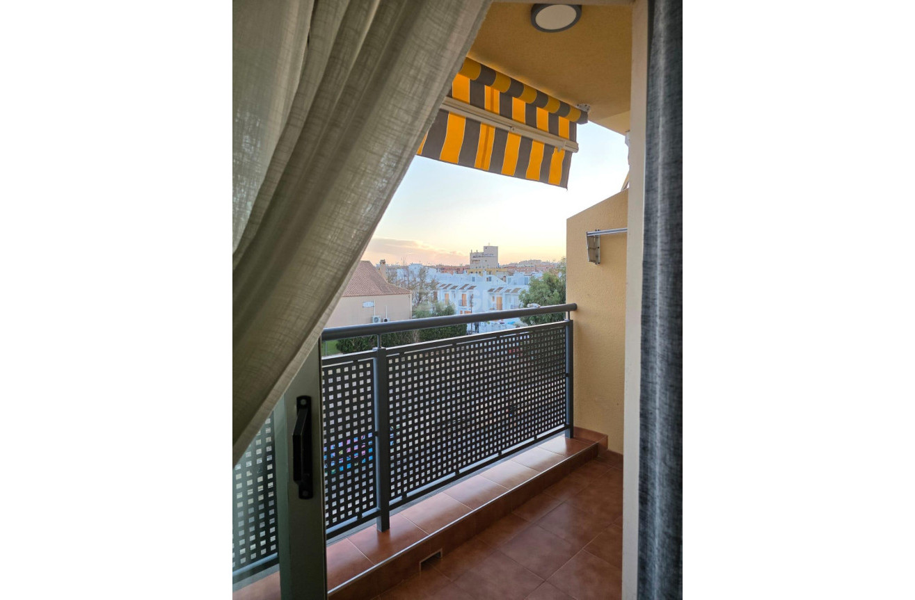 Resale - Apartment / flat - Torrevieja - Nueva Torrevieja