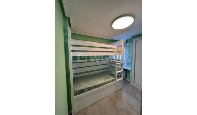 Resale - Apartment / flat - Torrevieja - Nueva Torrevieja