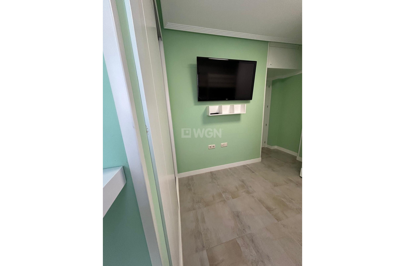 Resale - Apartment / flat - Torrevieja - Nueva Torrevieja