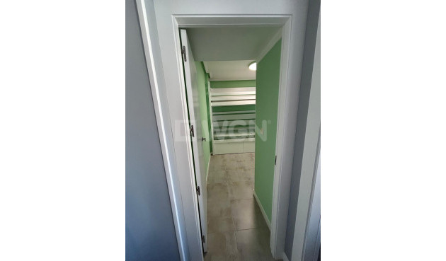 Resale - Apartment / flat - Torrevieja - Nueva Torrevieja