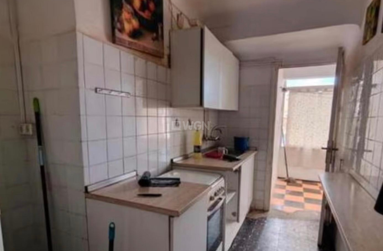 Resale - Apartment / flat - Torrevieja - Los Frutales