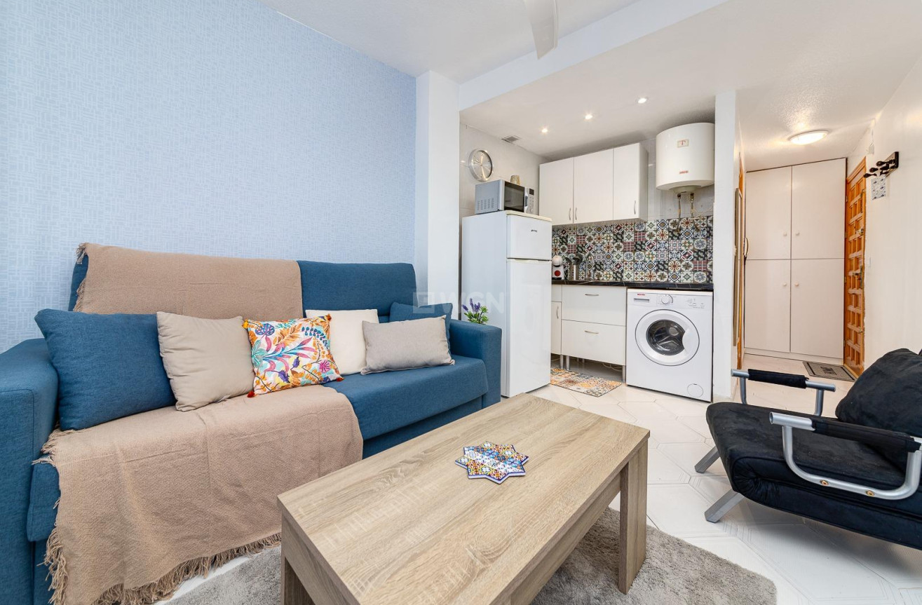 Resale - Apartment / flat - Torrevieja - Centro