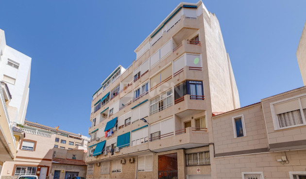 Resale - Apartment / flat - Torrevieja - Centro
