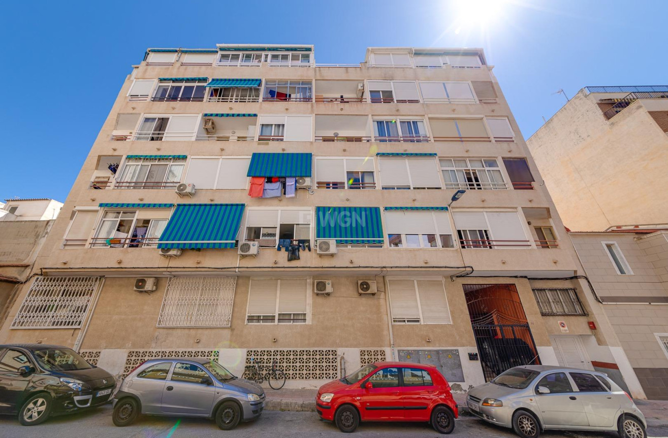 Resale - Apartment / flat - Torrevieja - Centro
