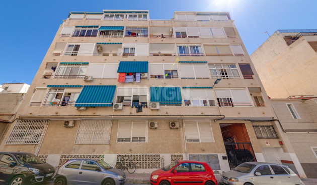 Resale - Apartment / flat - Torrevieja - Centro