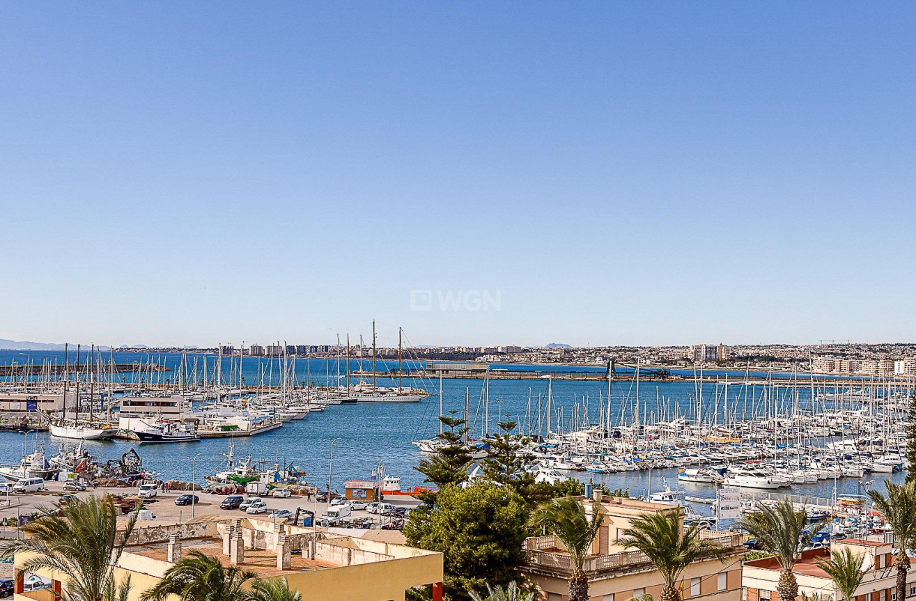 Resale - Apartment / flat - Torrevieja - Centro
