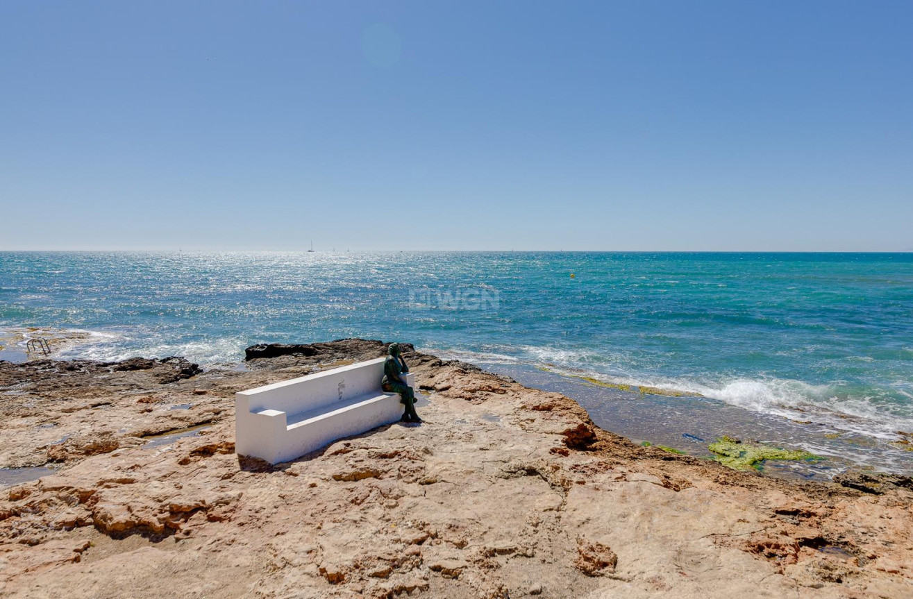 Resale - Apartment / flat - Torrevieja - Centro