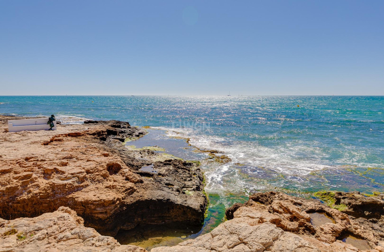 Resale - Apartment / flat - Torrevieja - Centro