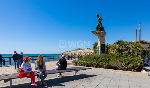 Resale - Apartment / flat - Torrevieja - Centro