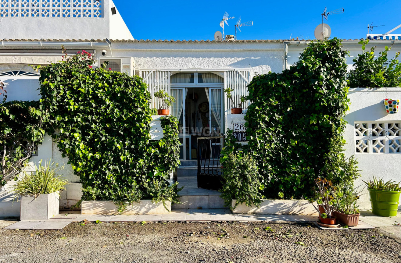 Odsprzedaż - Kamienica - Torrevieja - Costa Blanca