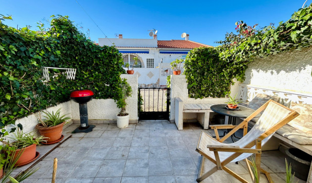 Odsprzedaż - Kamienica - Torrevieja - Costa Blanca