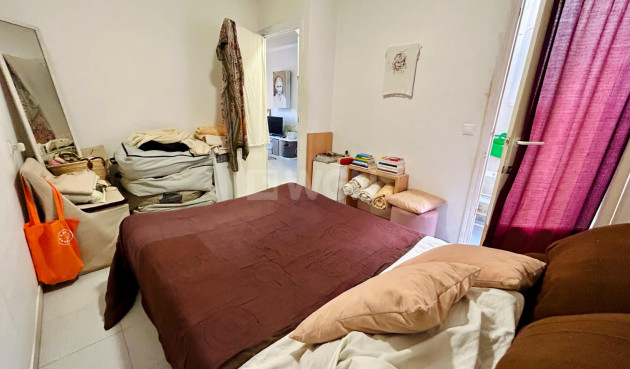 Odsprzedaż - Kamienica - Torrevieja - Costa Blanca