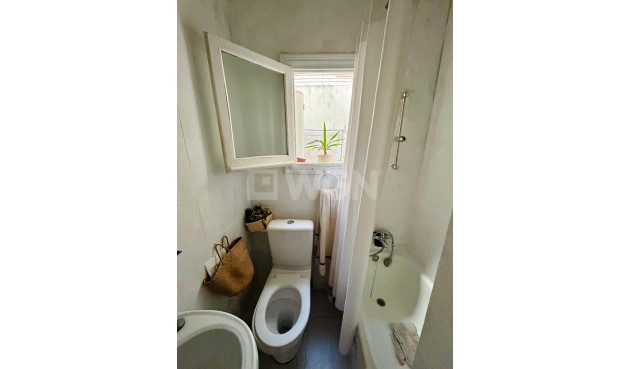 Odsprzedaż - Kamienica - Torrevieja - Costa Blanca