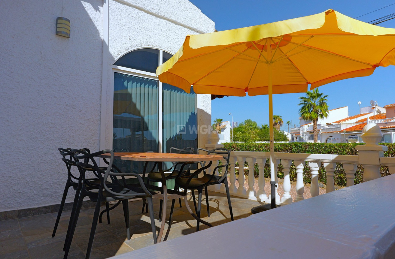Resale - Villa - Torrevieja - Costa Blanca