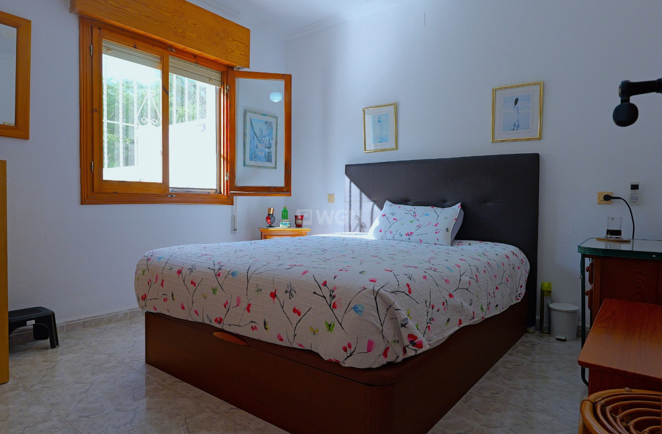 Resale - Villa - Torrevieja - Costa Blanca