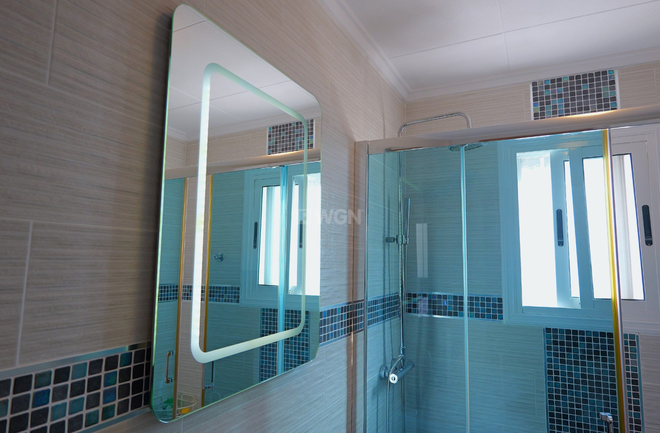 Resale - Villa - Torrevieja - Costa Blanca