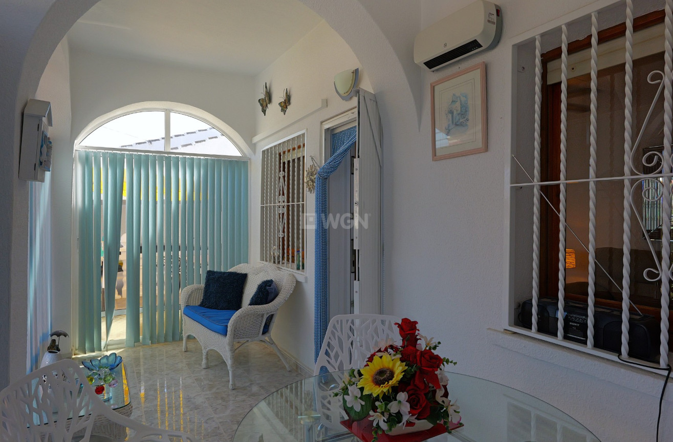 Resale - Villa - Torrevieja - Costa Blanca