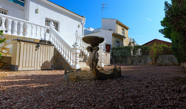 Resale - Villa - Torrevieja - Costa Blanca