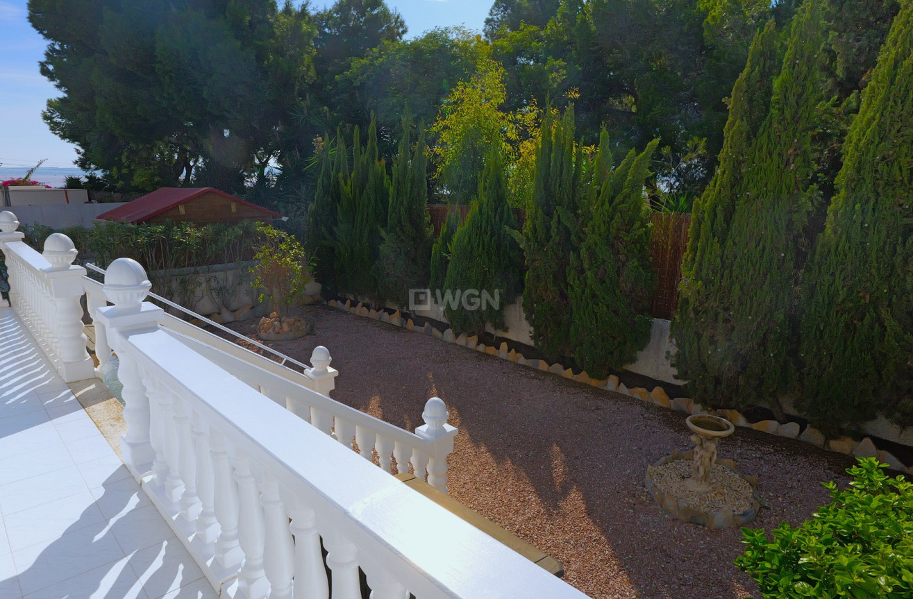 Resale - Villa - Torrevieja - Costa Blanca