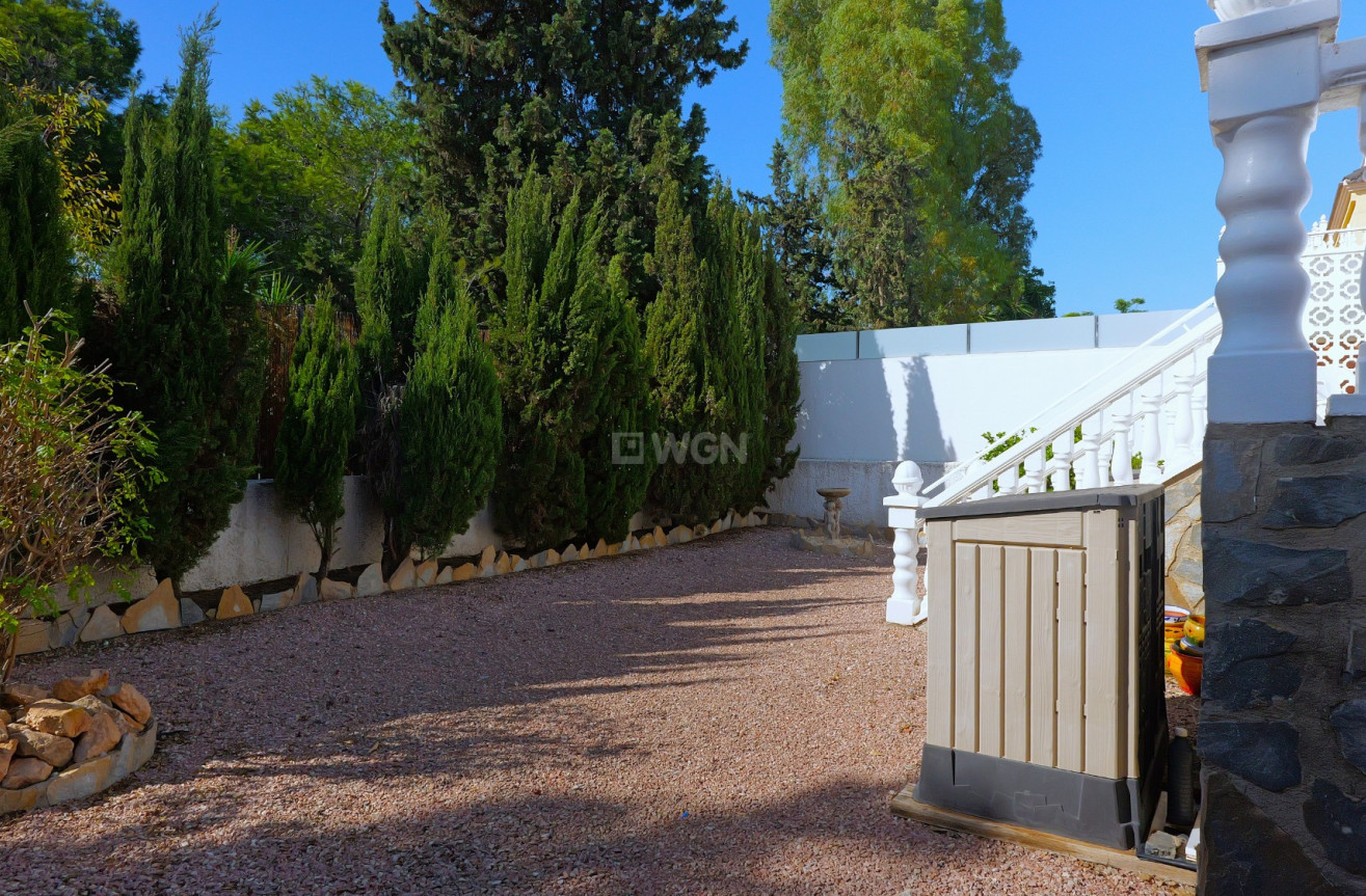 Resale - Villa - Torrevieja - Costa Blanca