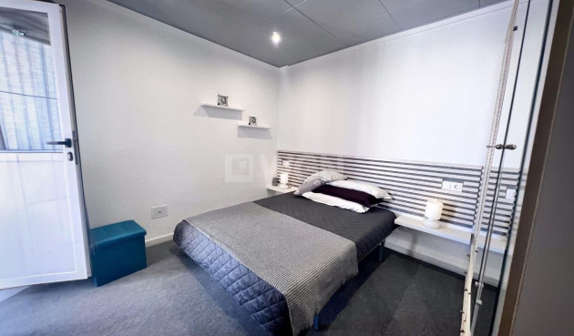 Odsprzedaż - Kamienica - Cabo Cervera - Costa Blanca