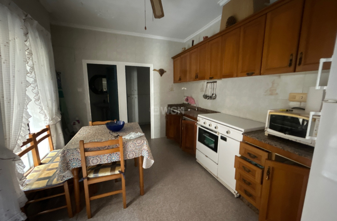 Odsprzedaż - Kamienica - Benejúzar - Inland