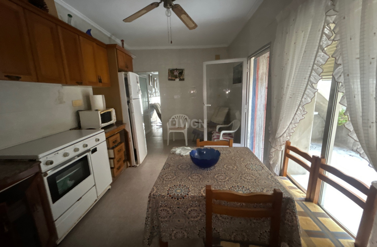 Odsprzedaż - Kamienica - Benejúzar - Inland