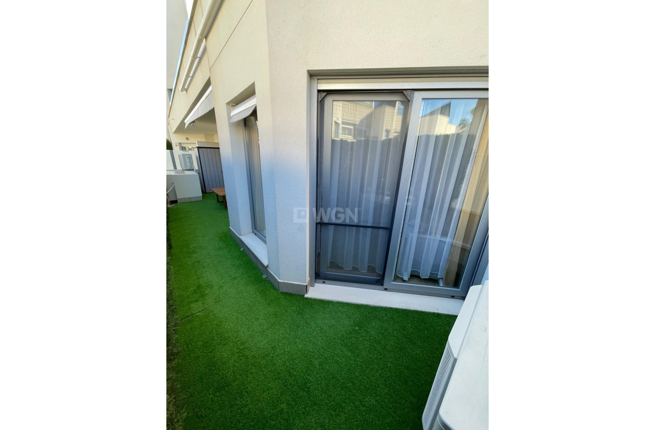 Resale - Bungalow - Torrevieja - Costa Blanca