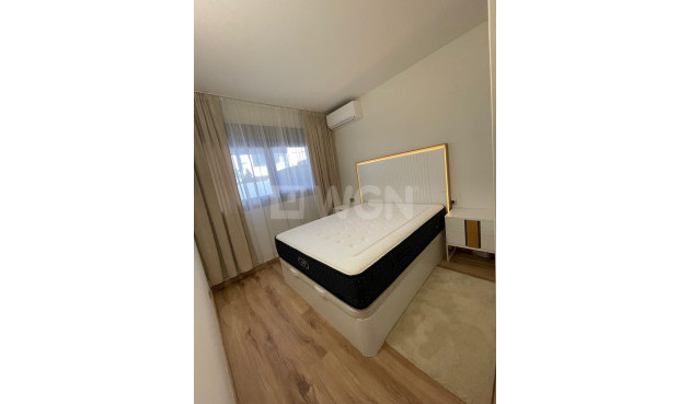 Resale - Bungalow - Torrevieja - Costa Blanca