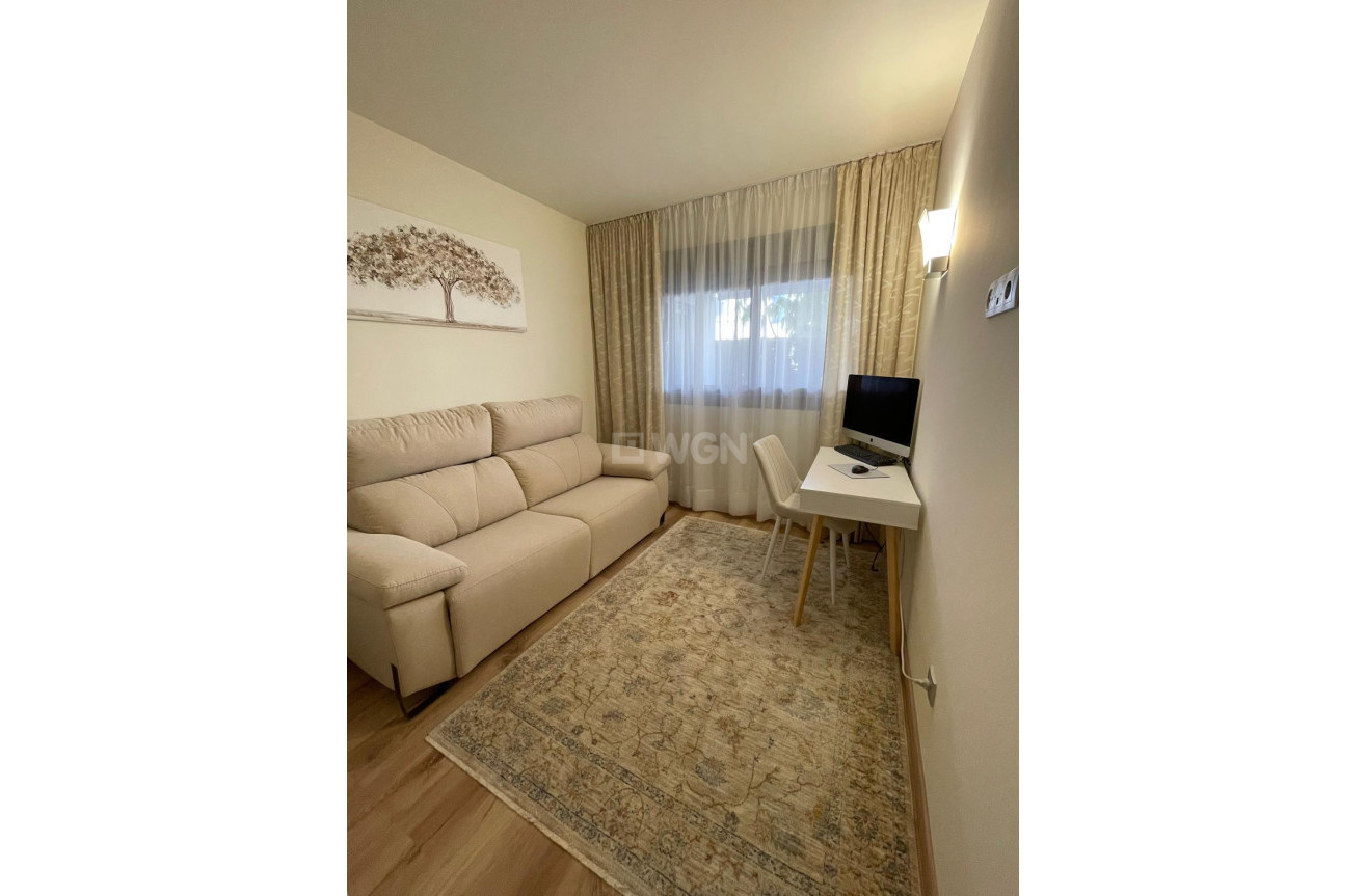 Resale - Bungalow - Torrevieja - Costa Blanca