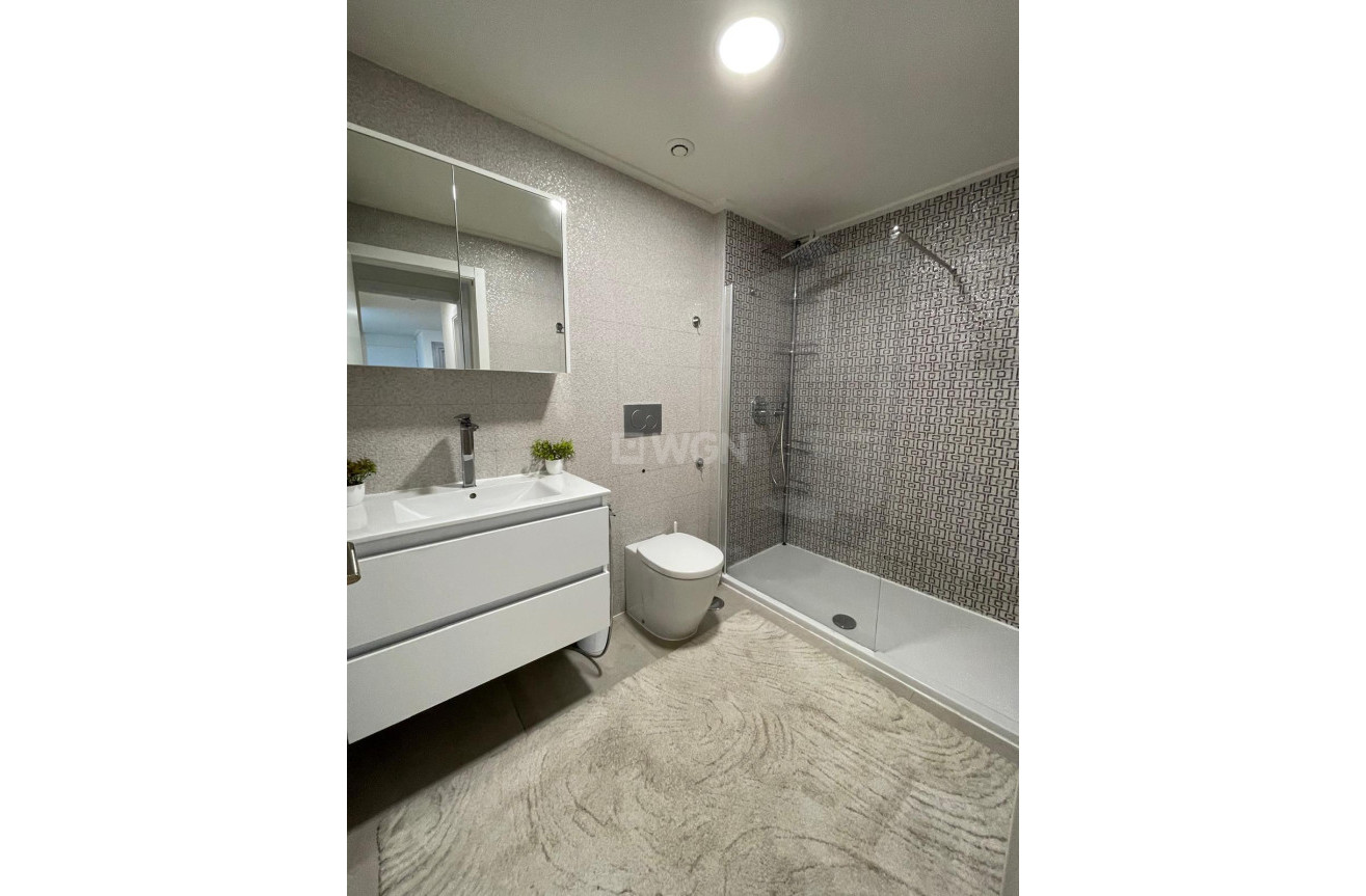 Resale - Bungalow - Torrevieja - Costa Blanca