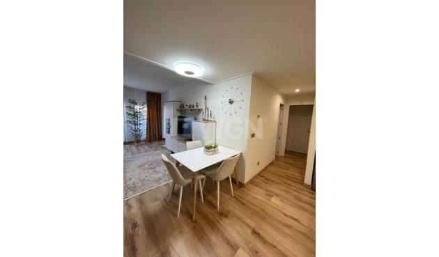 Resale - Bungalow - Torrevieja - Costa Blanca