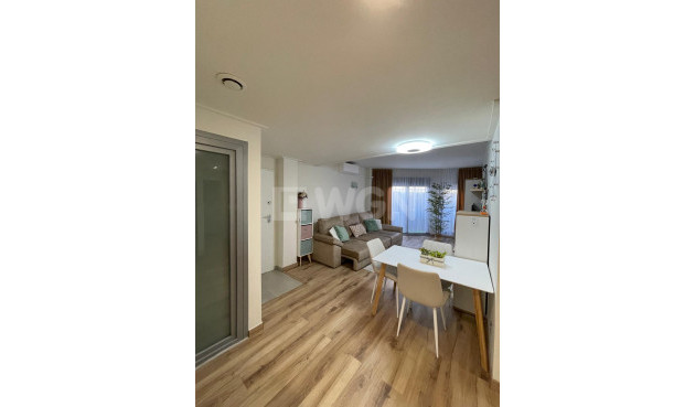 Resale - Bungalow - Torrevieja - Costa Blanca