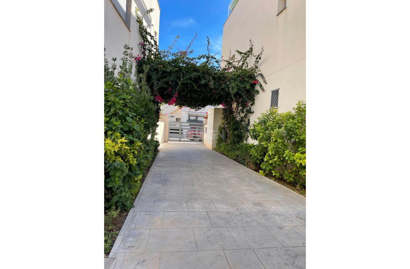 Resale - Bungalow - Torrevieja - Costa Blanca