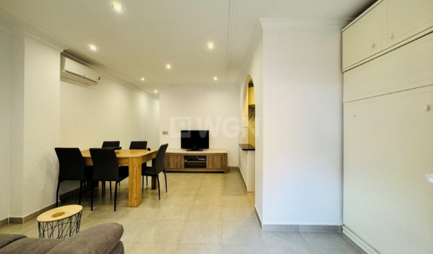 Resale - Apartment / flat - La Mata - Costa Blanca