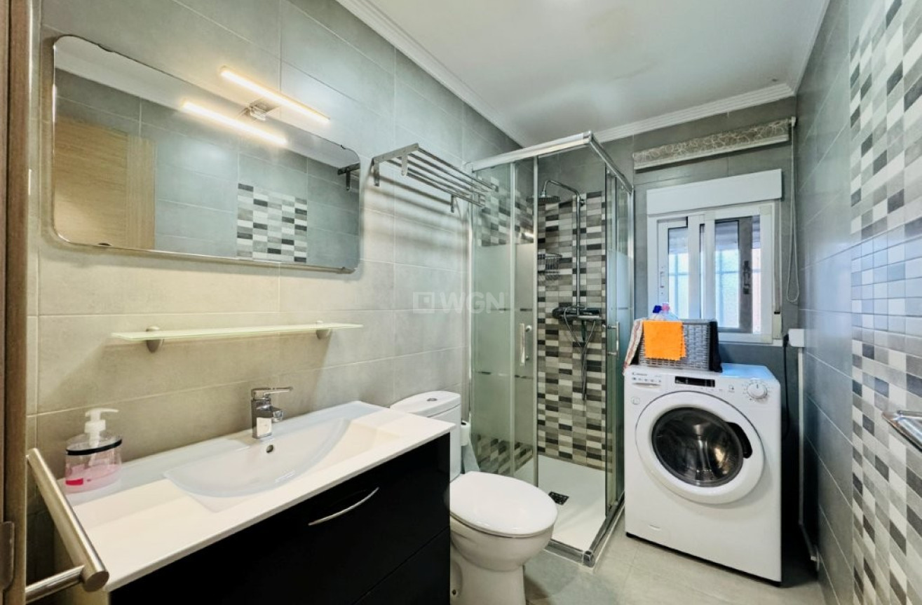 Resale - Apartment / flat - La Mata - Costa Blanca