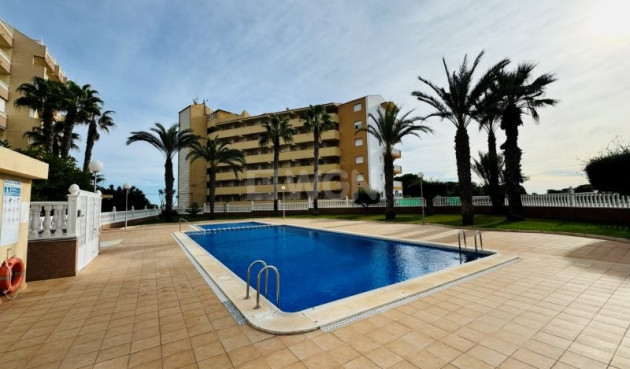 Resale - Apartment / flat - La Mata - Costa Blanca
