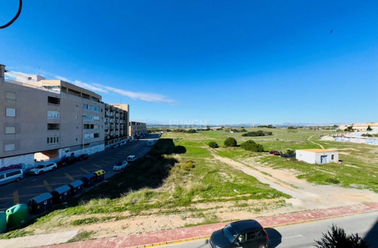 Resale - Apartment / flat - La Mata - Costa Blanca